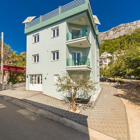 Apartments Zvonik Brist Exterior photo