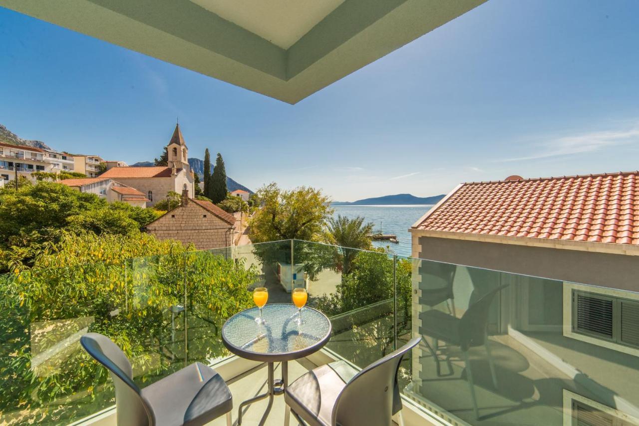 Apartments Zvonik Brist Exterior photo